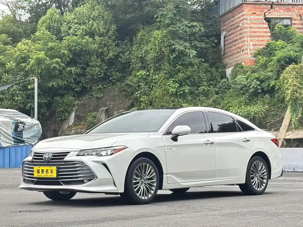 Toyota Avalon 2021 — фото 1