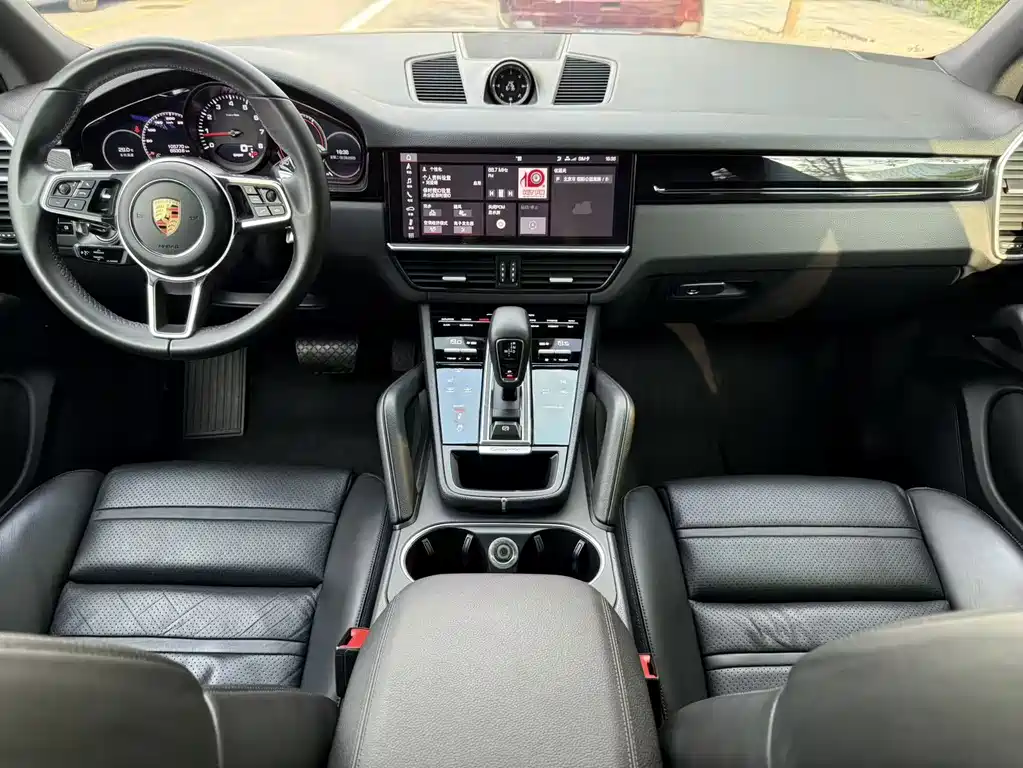 Porsche Cayenne 2018 — фото 18