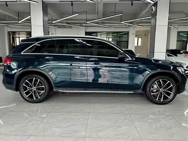 Mercedes-Benz GLC 2021