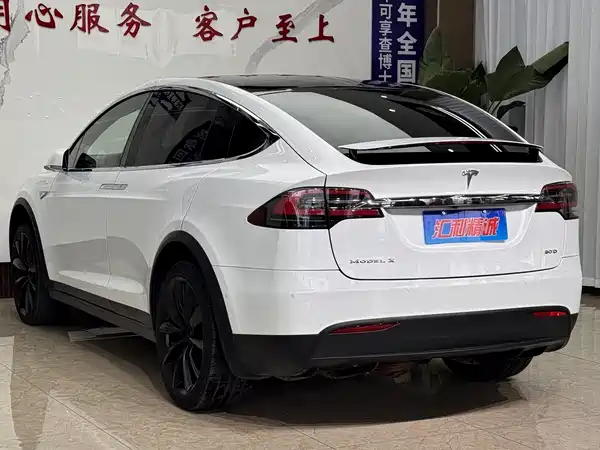 Tesla Model X 2016