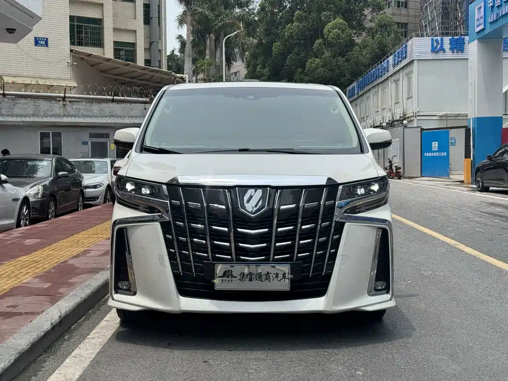 Toyota Alphard 2021 — фото 2