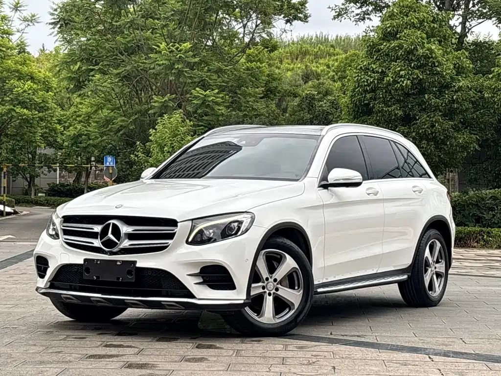 Mercedes-Benz GLC 2017 — фото 1