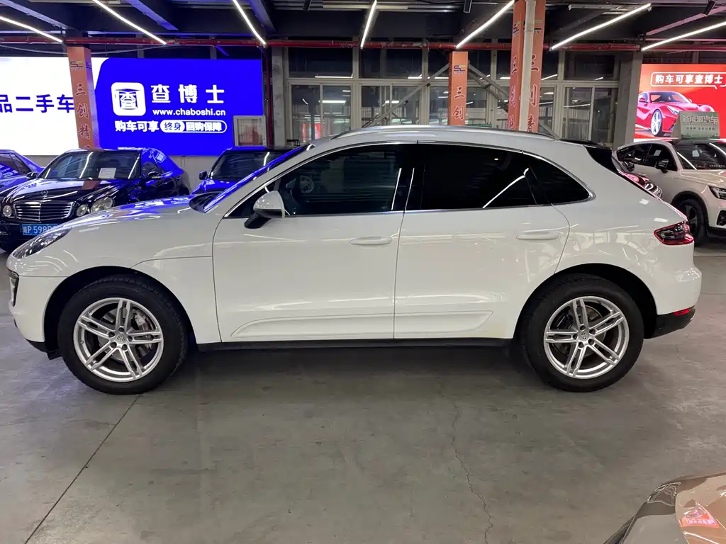 Porsche Macan 2018 — фото 8