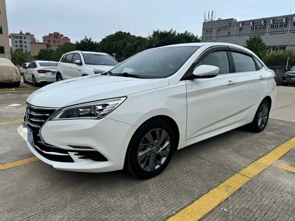 Changan Eado DT 2019 — фото 1