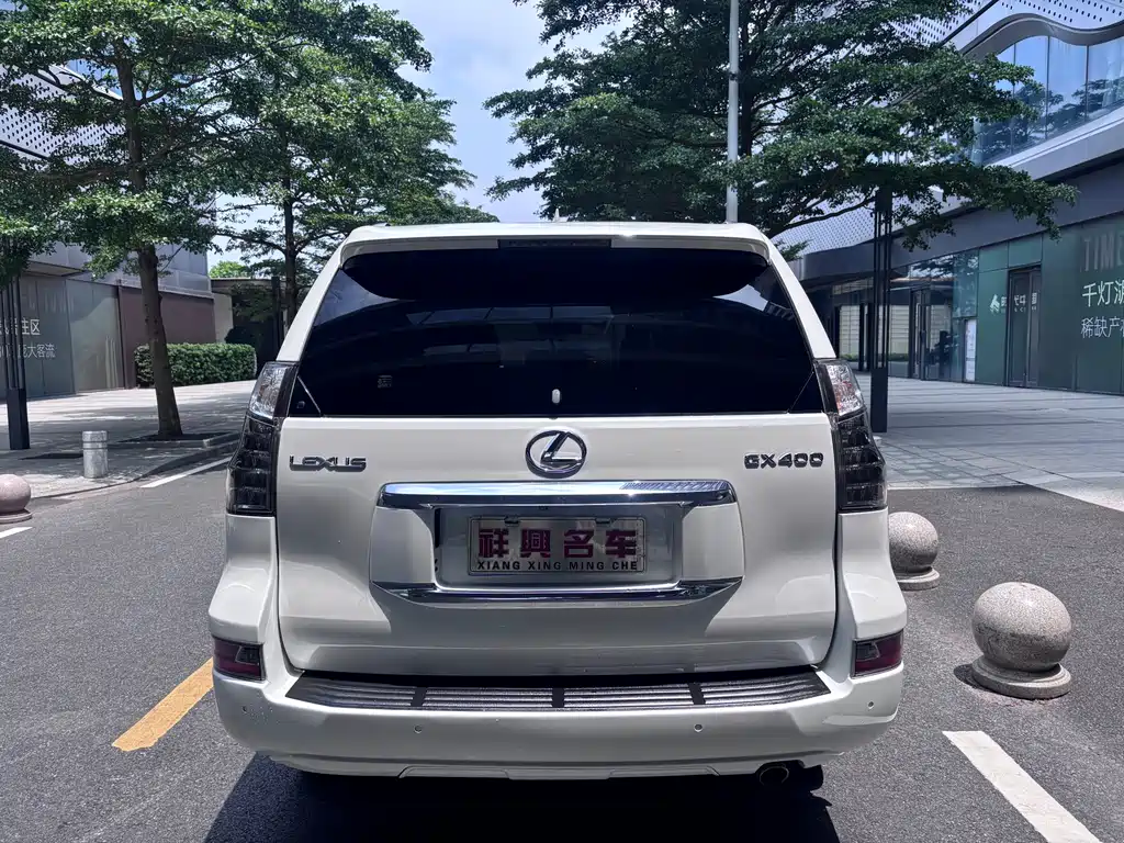 Lexus GX 2013 — фото 17