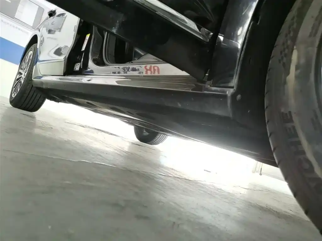Volkswagen Passat 2018 — фото 21