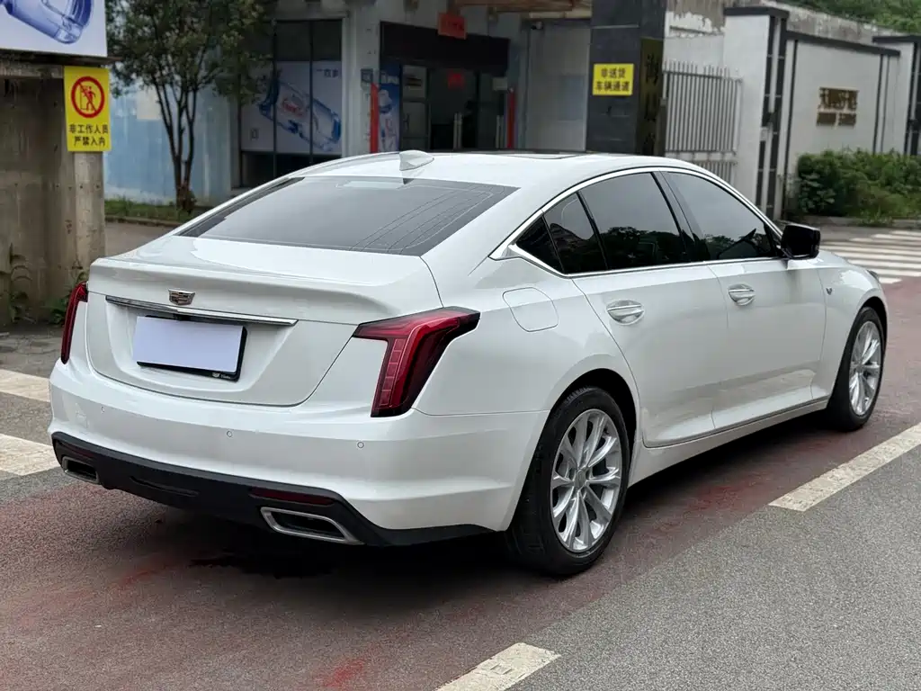 Cadillac CT5 2021 — фото 5