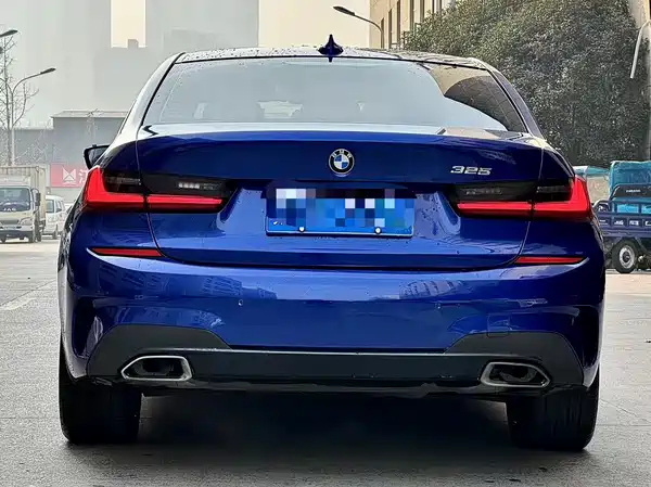 BMW 3 Series 2022
