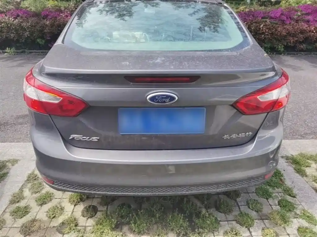 Ford Focus 2015 — фото 6