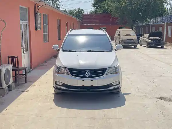 Baojun 730 2016