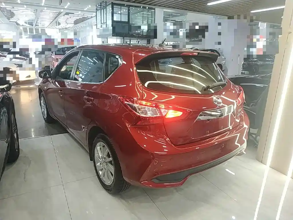 Nissan Tiida 2020