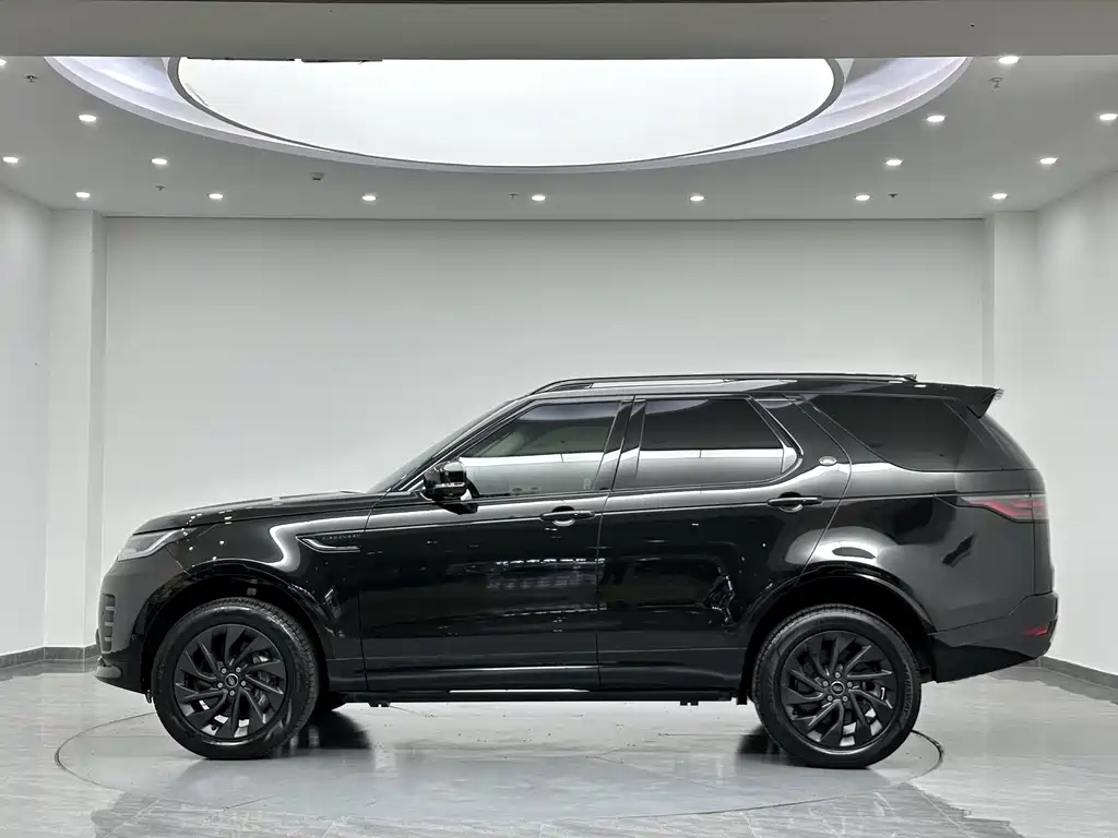 Land Rover Discovery 2022