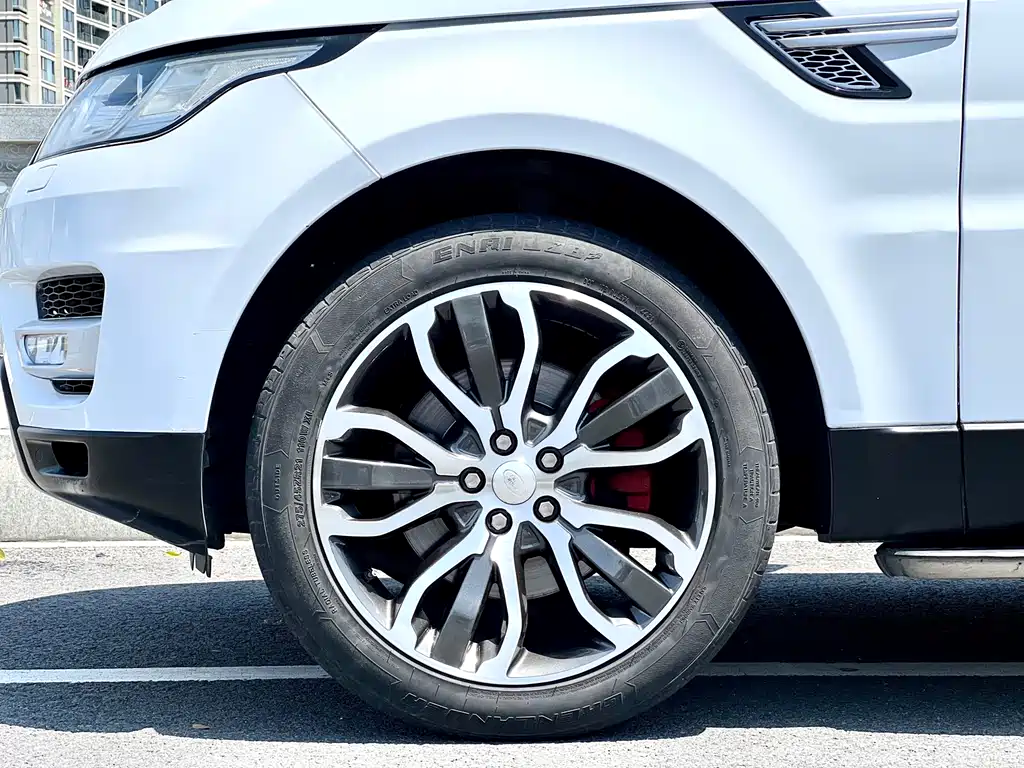 Land Rover Range Rover Sport 2014 — фото 13