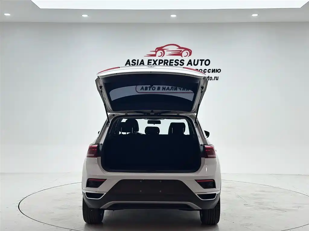 Volkswagen T-Roc 2022 — фото 8