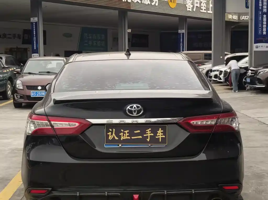 Toyota Camry 2020 — фото 4