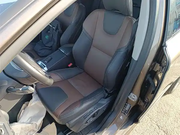 Volvo XC60 2017