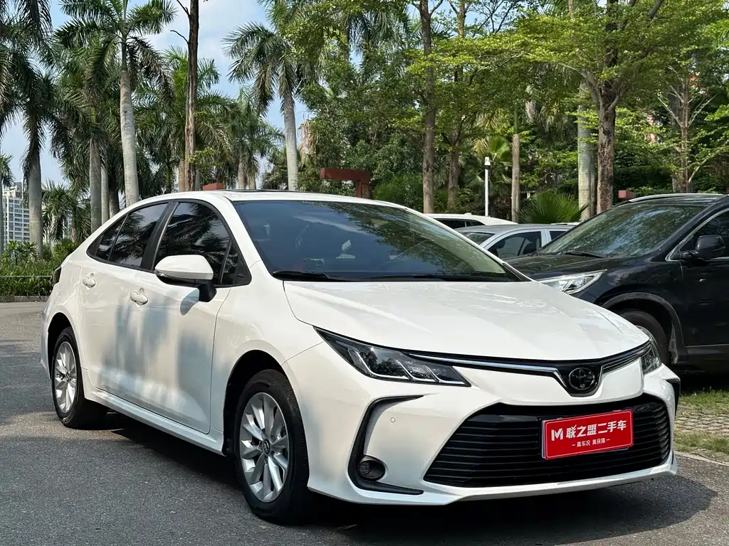 Toyota Corolla 2022 — фото 3