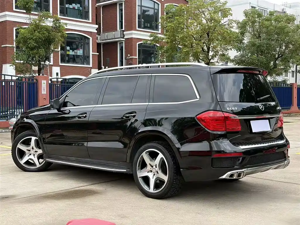 Mercedes-Benz GL-Class 2016 — фото 9