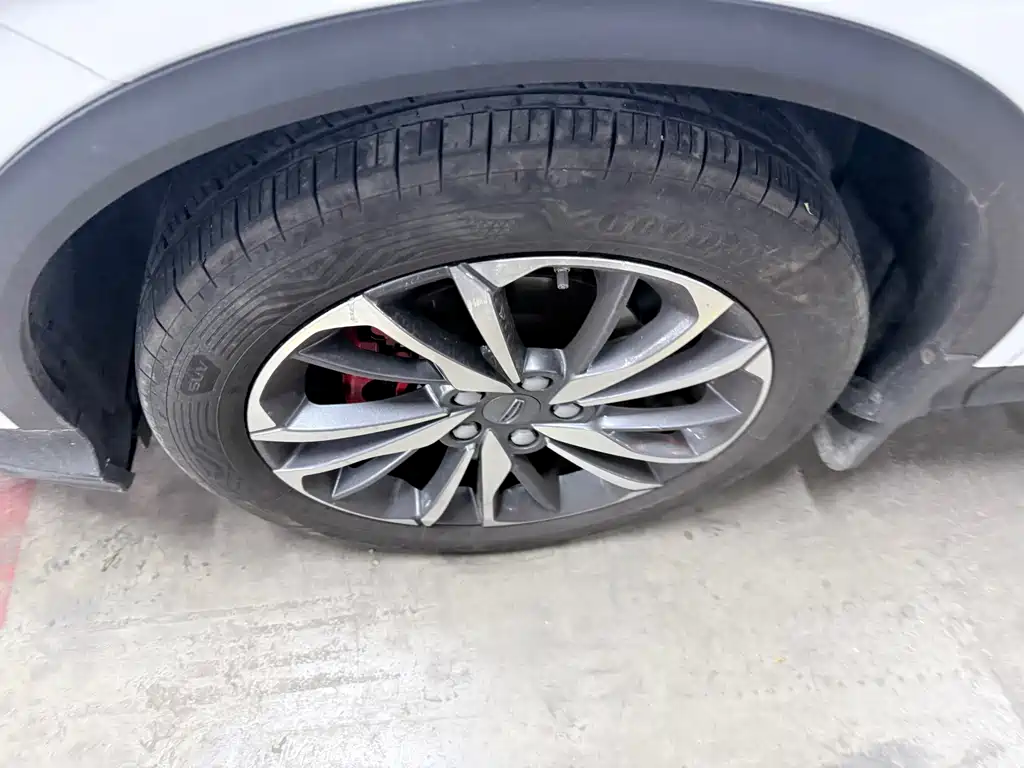 Geely Binyue 2020