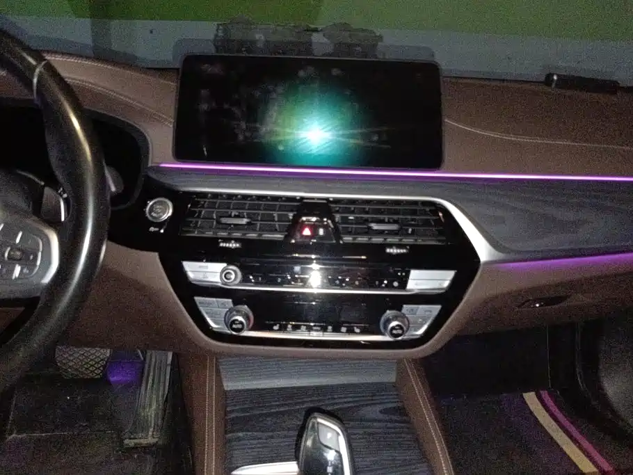 BMW 5 Series 2023 — фото 13