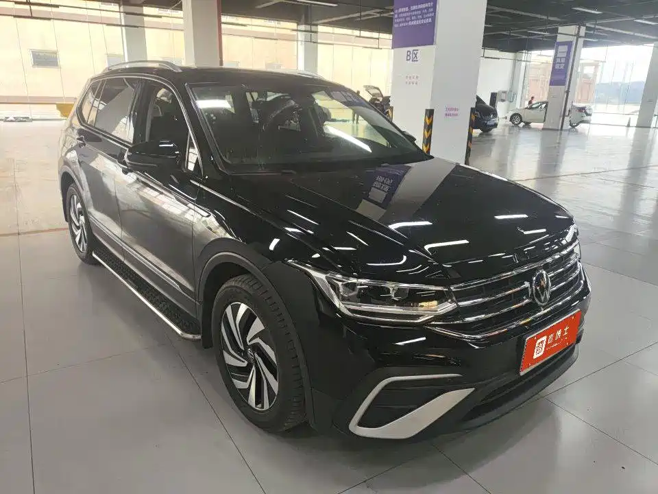 Volkswagen Tiguan L 2023 — фото 2