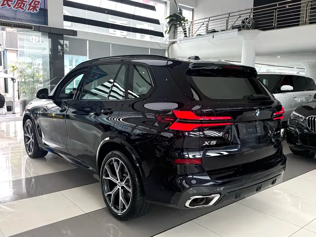BMW X5 2024 — фото 17