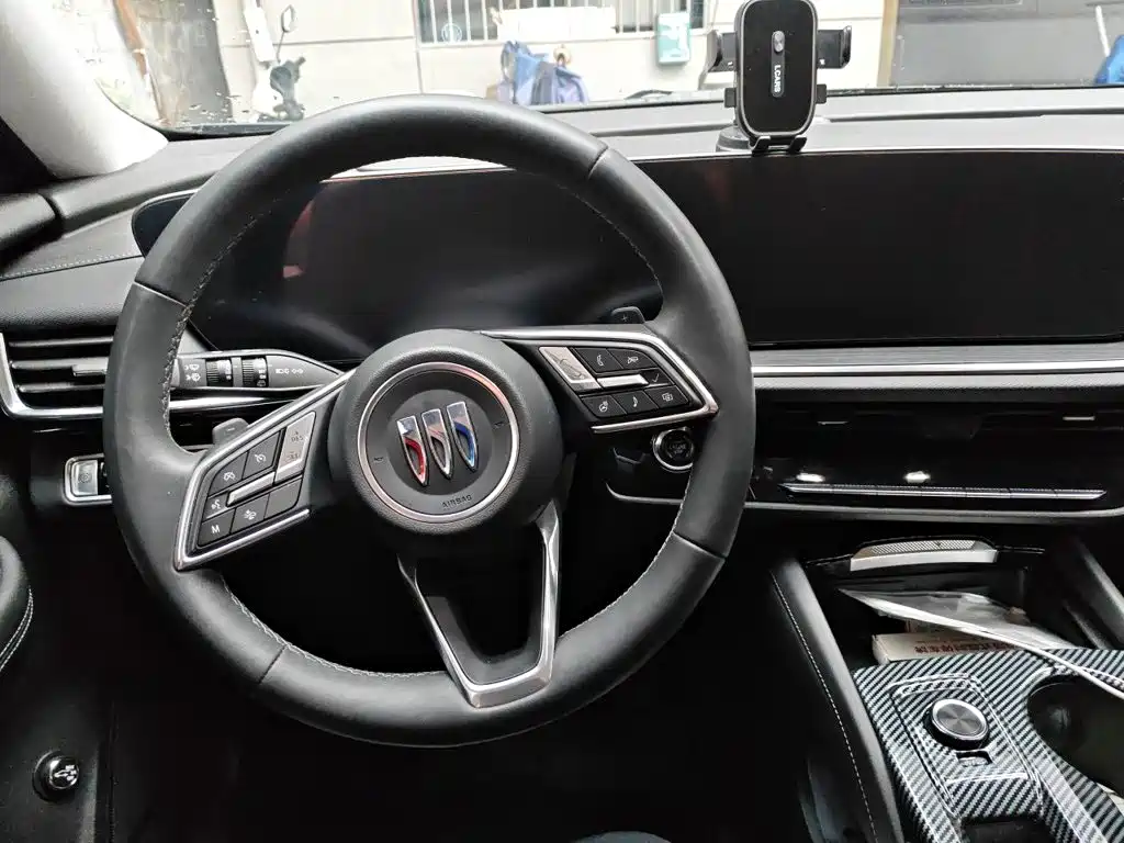 Buick Envision Plus 2025