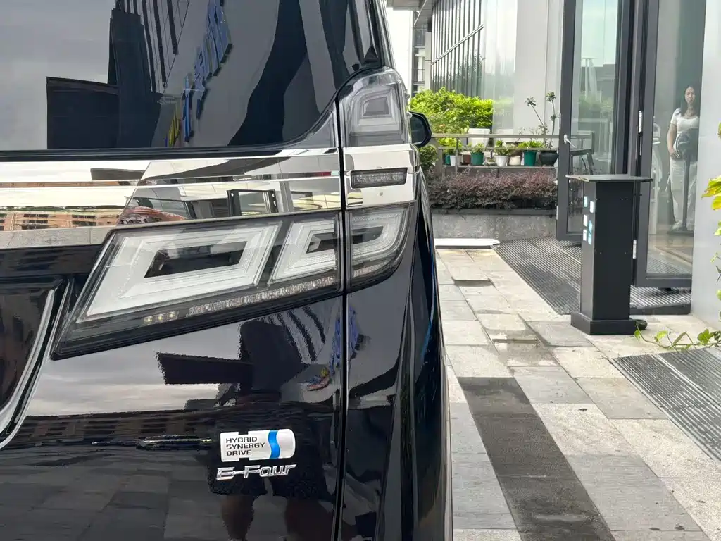 Toyota Vellfire 2020