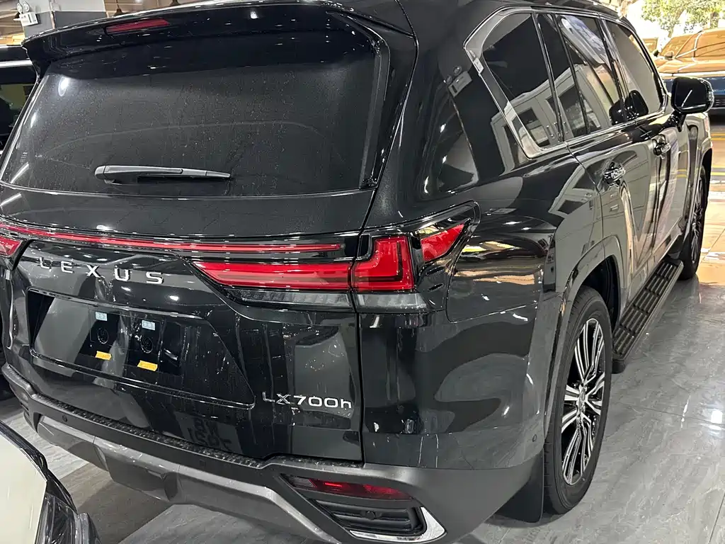 Lexus LX 2026 — фото 10