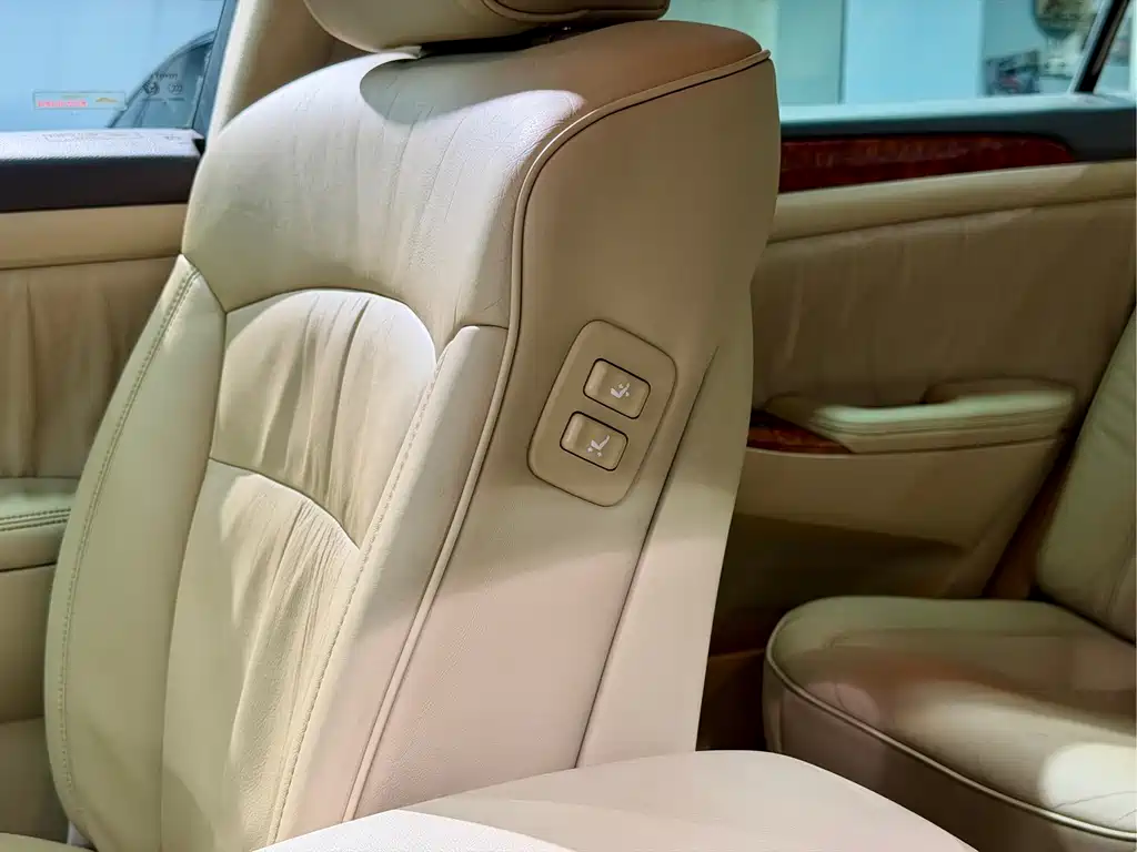 Toyota Crown 2006 — фото 13