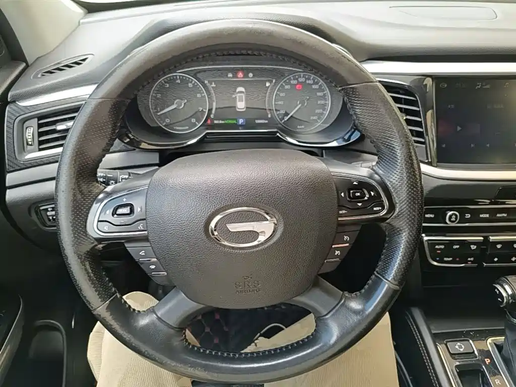 GAC Motor Trumpchi GS7 2018 — фото 11