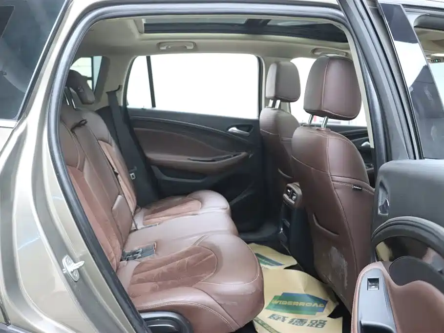 Buick Envision Plus 2017 — фото 16