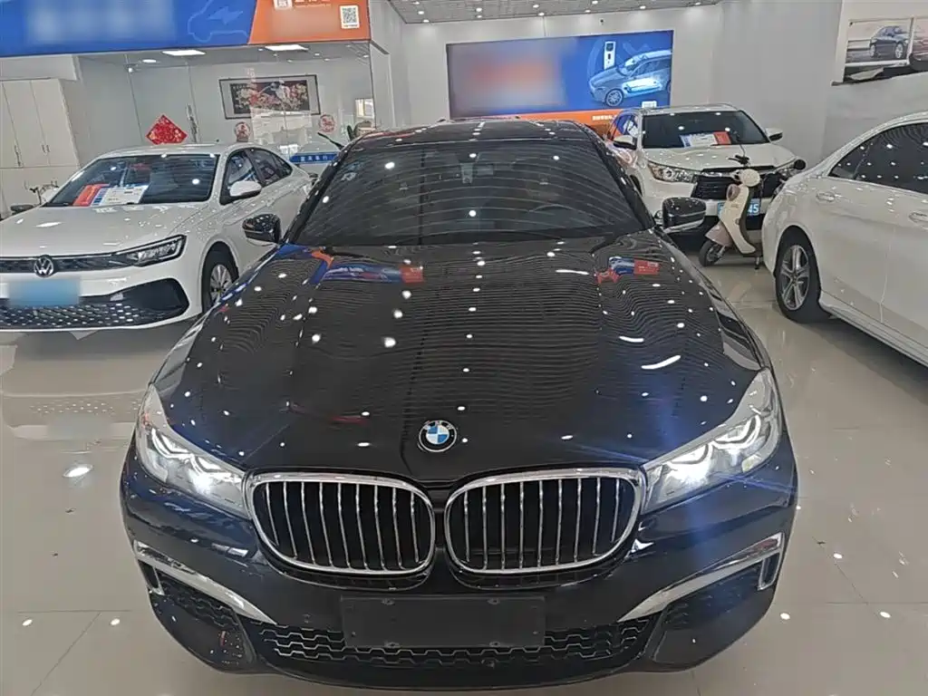 BMW 7 Series 2018 — фото 3