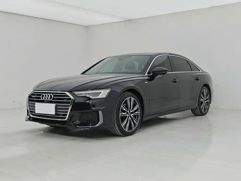 Audi A6L 2022 — фото 1