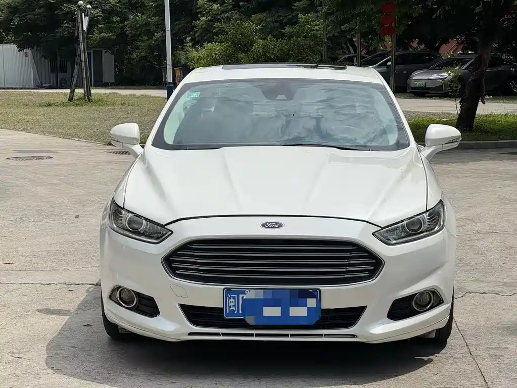 Ford Mondeo 2015 — фото 2