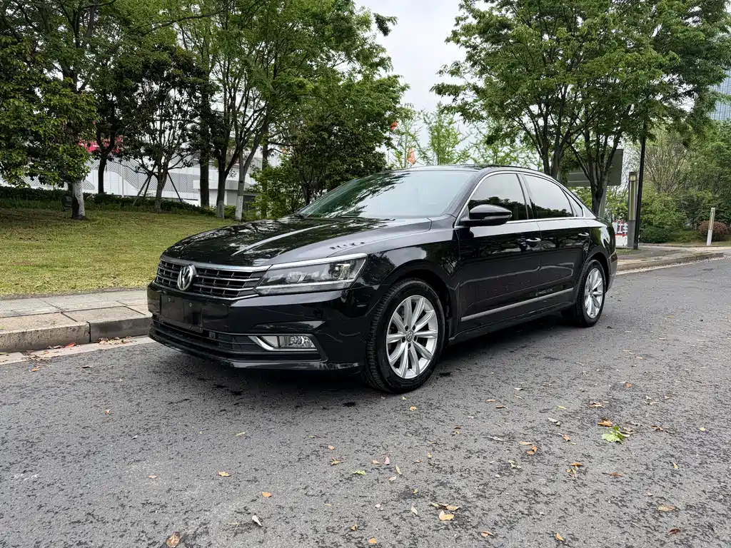 Volkswagen Passat 2017 — фото 1