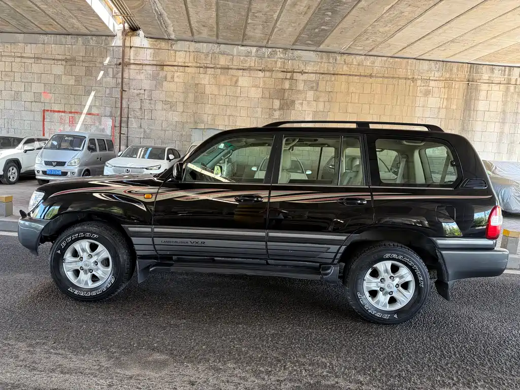 Toyota Land Cruiser 2006 — фото 9