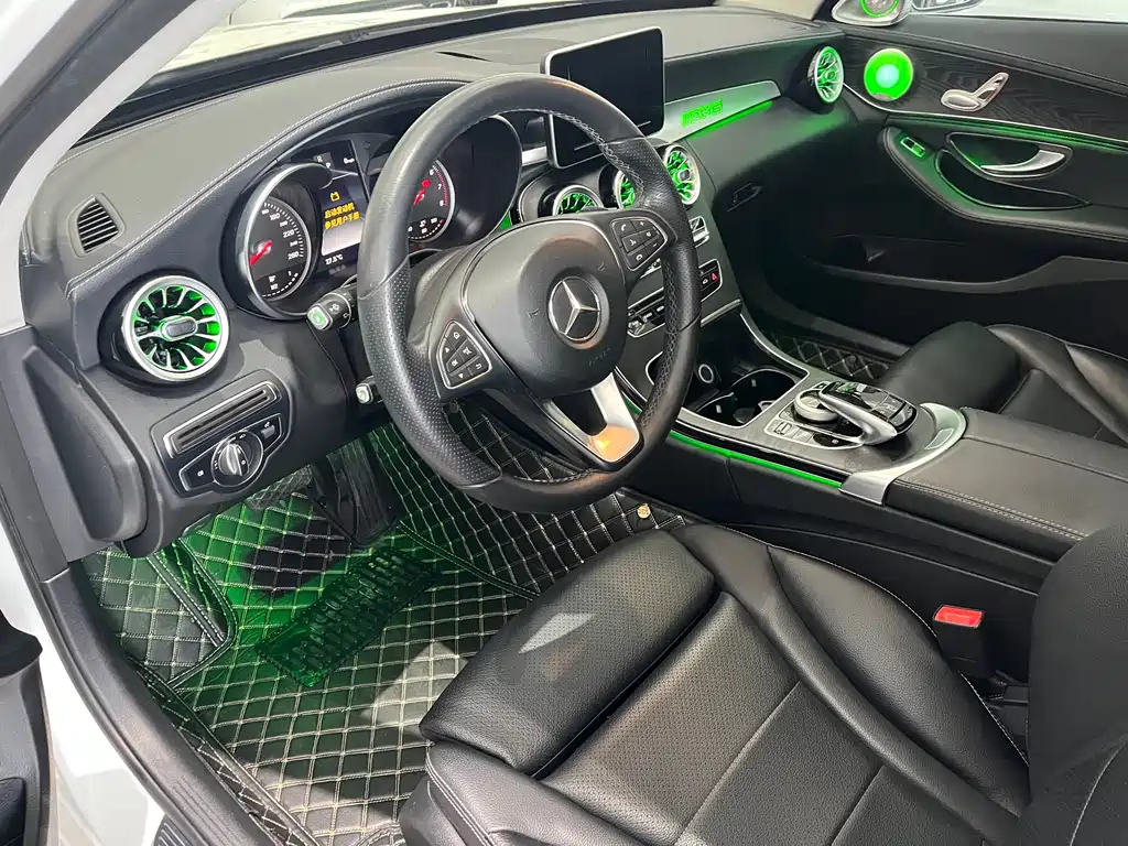 Mercedes-Benz C-Class 2018
