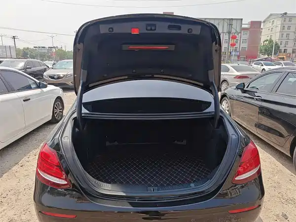 Mercedes-Benz E-Class 2019