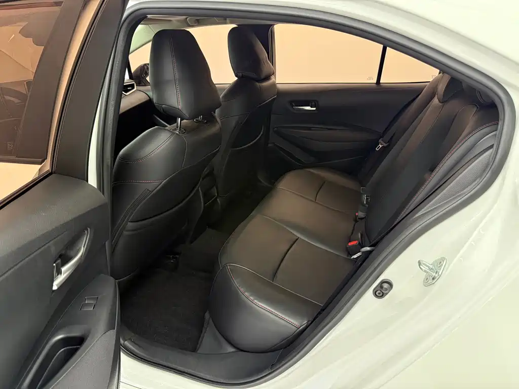 Toyota Corolla 2022 — фото 14