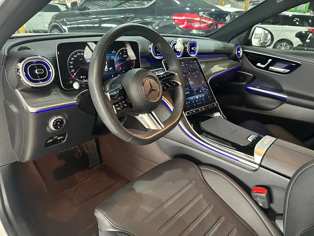 Mercedes-Benz C-Class 2023