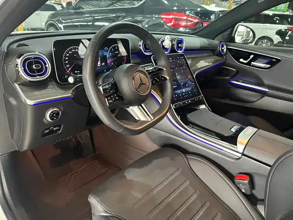 Mercedes-Benz C-Class 2023