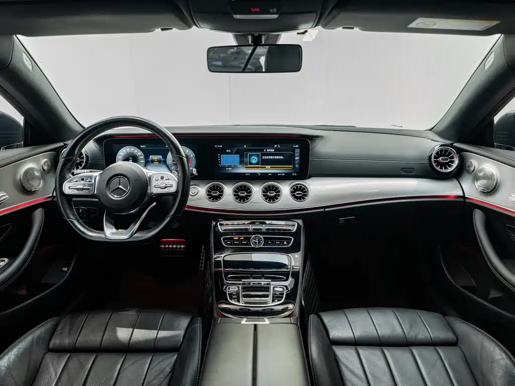 Mercedes-Benz E-Class 2019 — фото 12