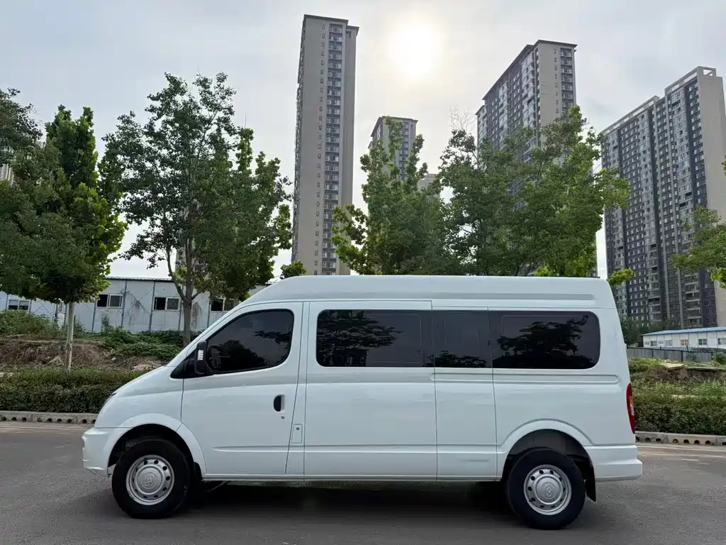 Maxus V80 2023