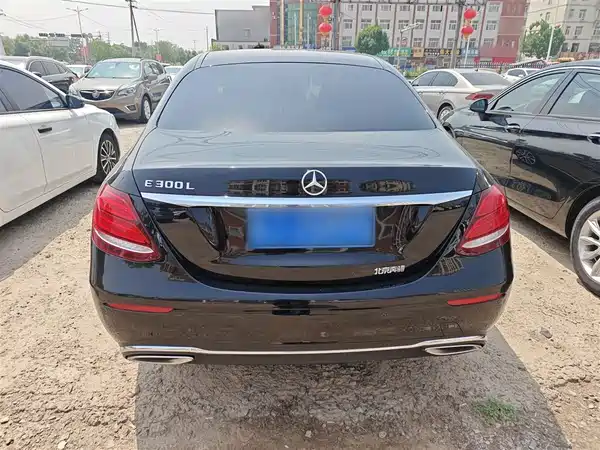 Mercedes-Benz E-Class 2019