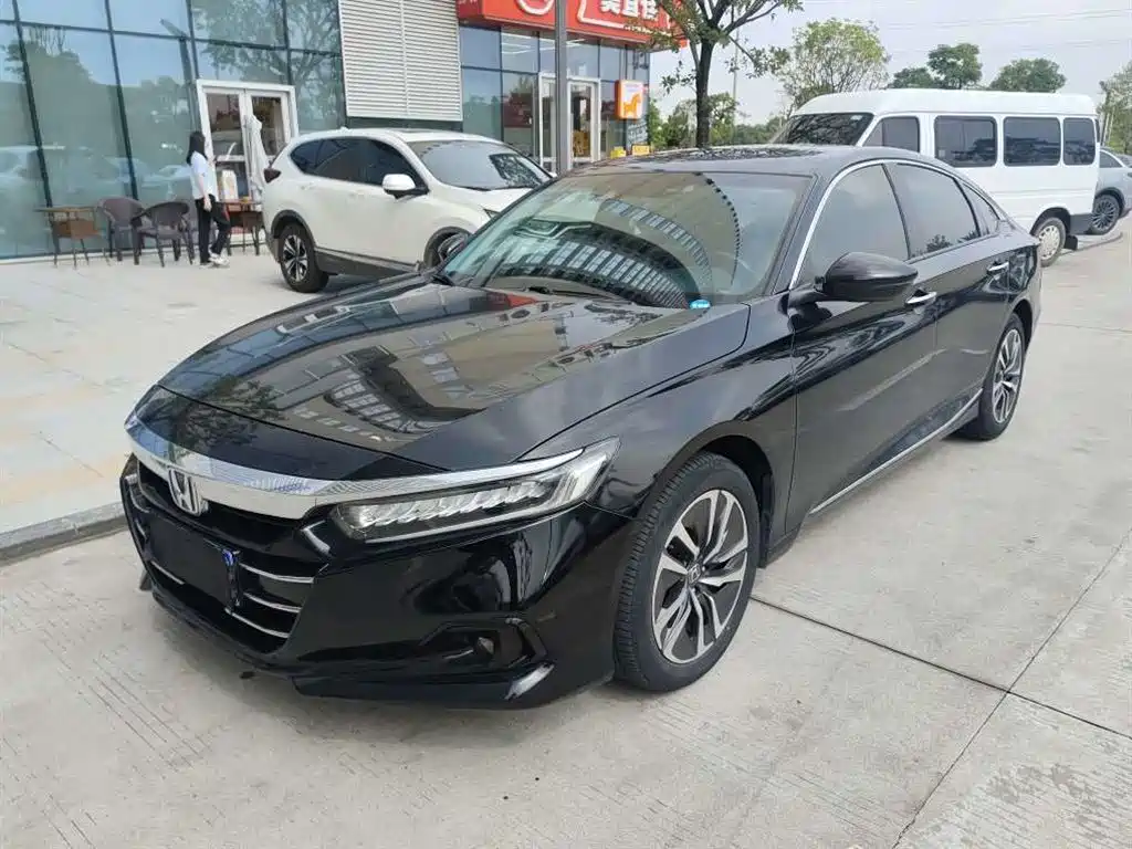 Honda Accord 2022 — фото 1