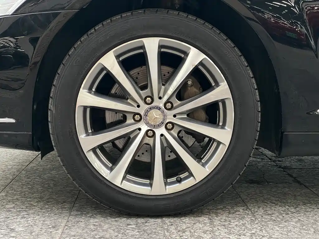 Mercedes-Benz S-Class 2011 — фото 16