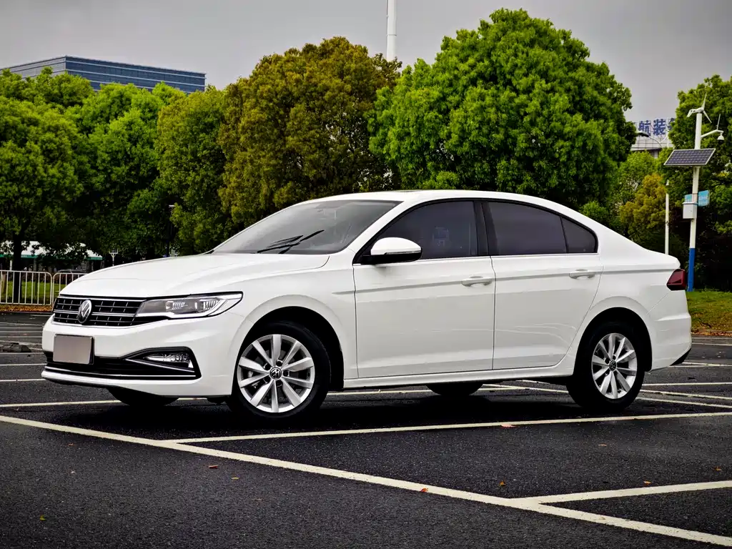 Volkswagen Bora 2021