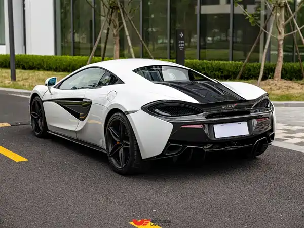 McLaren 570 2015
