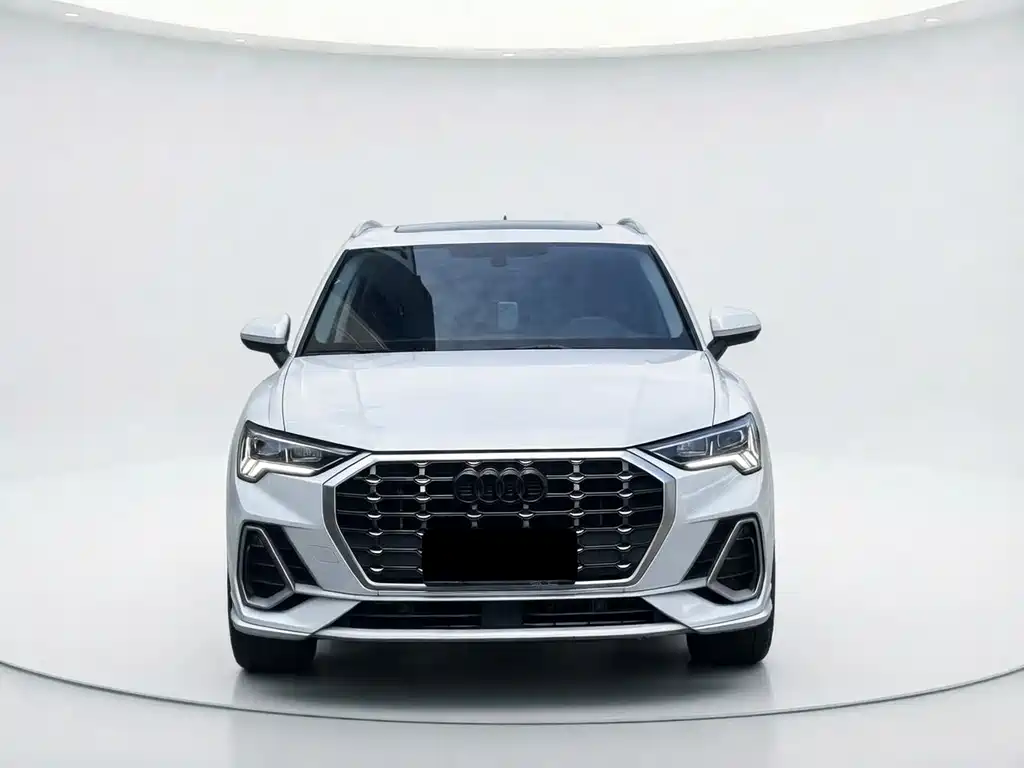 Audi Q3 2023 — фото 2